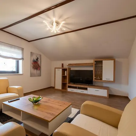 Apartment Stella Rijeka